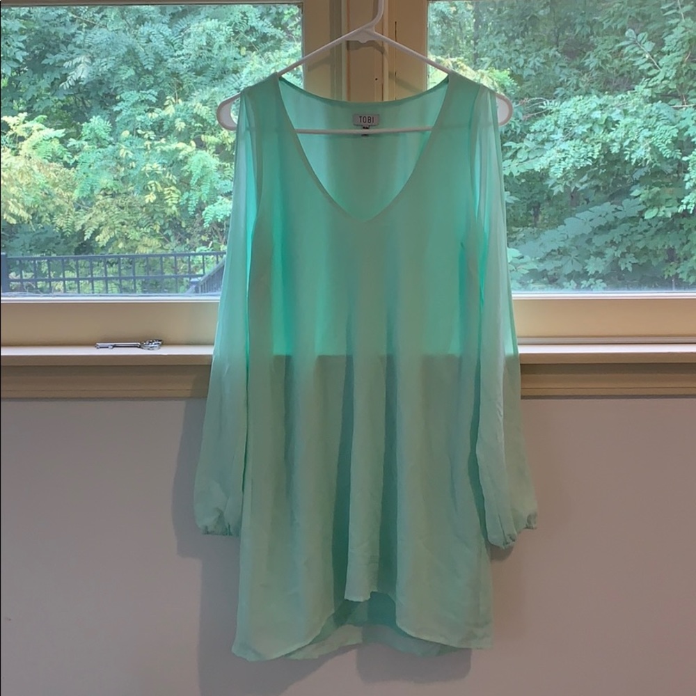 Open shoulder mini mint green dress